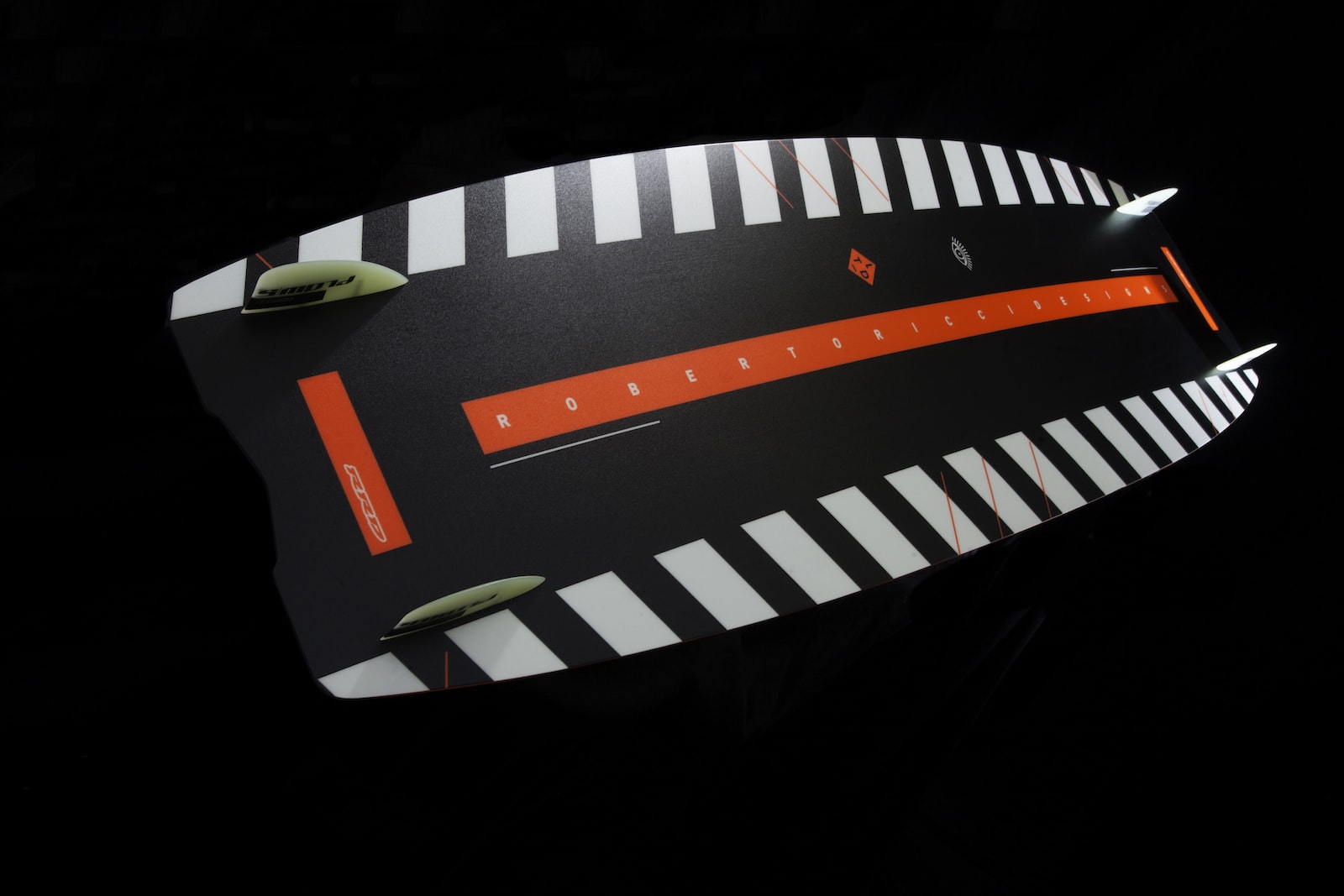 poison zadni strana kiteboard freestyle rrd v6 ltd